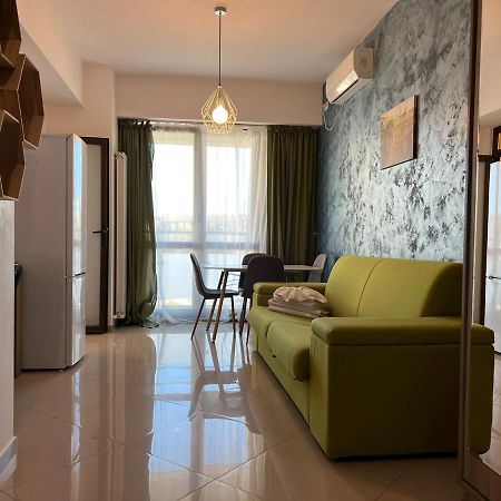 Studios & Apartments Palas By Glam At Lazar Towers Ясси Екстер'єр фото