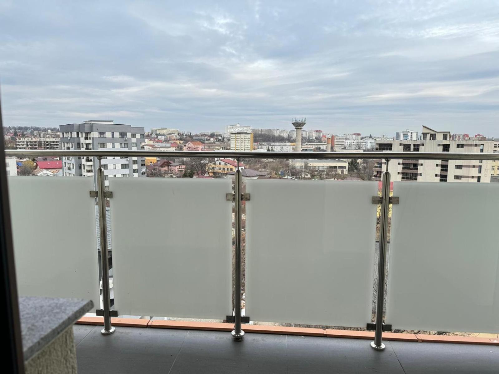 Studios & Apartments Palas By Glam At Lazar Towers Ясси Екстер'єр фото