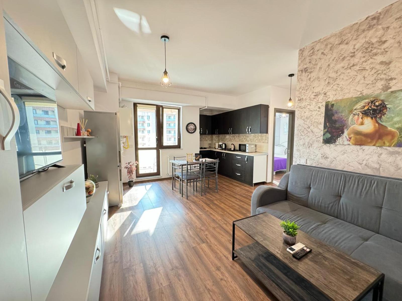 Studios & Apartments Palas By Glam At Lazar Towers Ясси Екстер'єр фото
